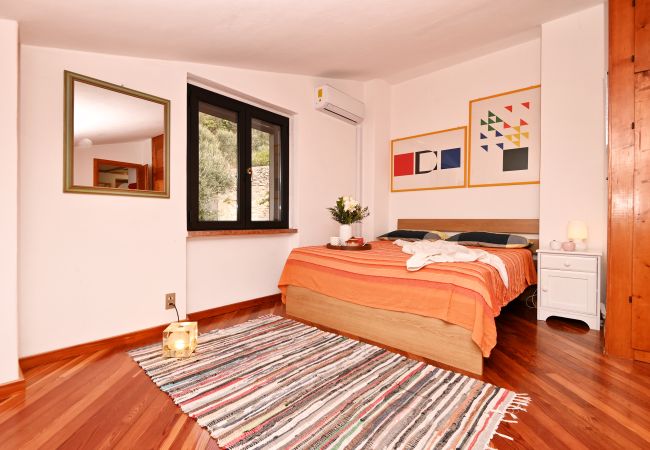 Ferienwohnung in Toscolano-Maderno - Rustico Cecina by Theater Home, mit großem und eingezäuntem Garten Ferienwohnung in Toscolano-Maderno - Rustico Cecina by Theater Home, mit großem und eingezäuntem Garten