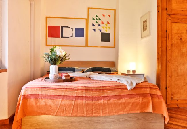 Ferienwohnung in Toscolano-Maderno - Rustico Cecina by Theater Home, mit großem und eingezäuntem Garten Ferienwohnung in Toscolano-Maderno - Rustico Cecina by Theater Home, mit großem und eingezäuntem Garten