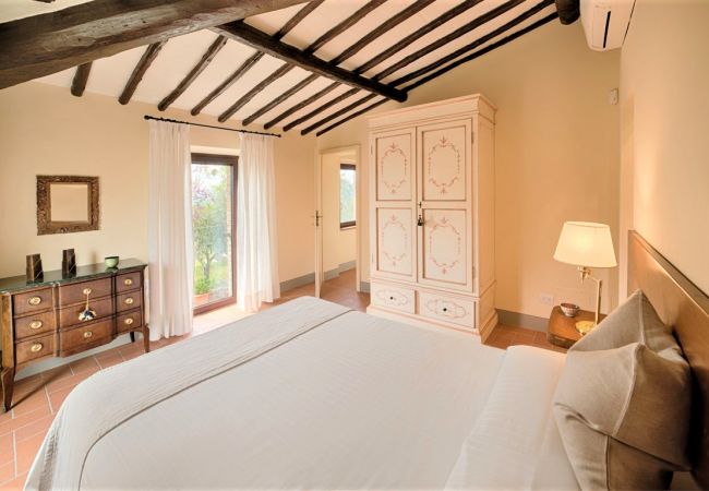 Villa in Castellina in Chianti - La Casina di Castellina Villa in Castellina in Chianti - La Casina di Castellina