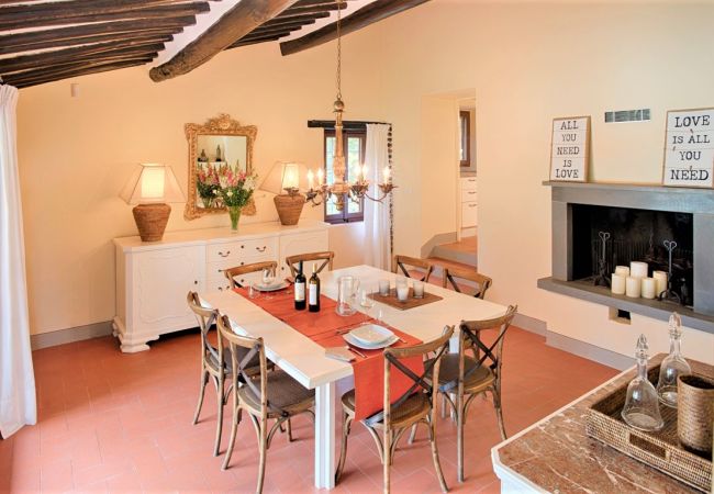 Villa in Castellina in Chianti - La Casina di Castellina Villa in Castellina in Chianti - La Casina di Castellina