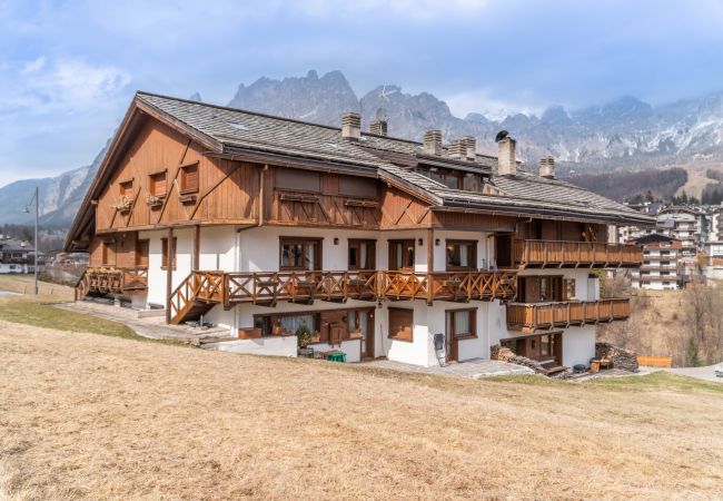 Ferienhaus in Cortina d´Ampezzo - Cortina Lodge R&R Ferienhaus in Cortina d´Ampezzo - Cortina Lodge R&R