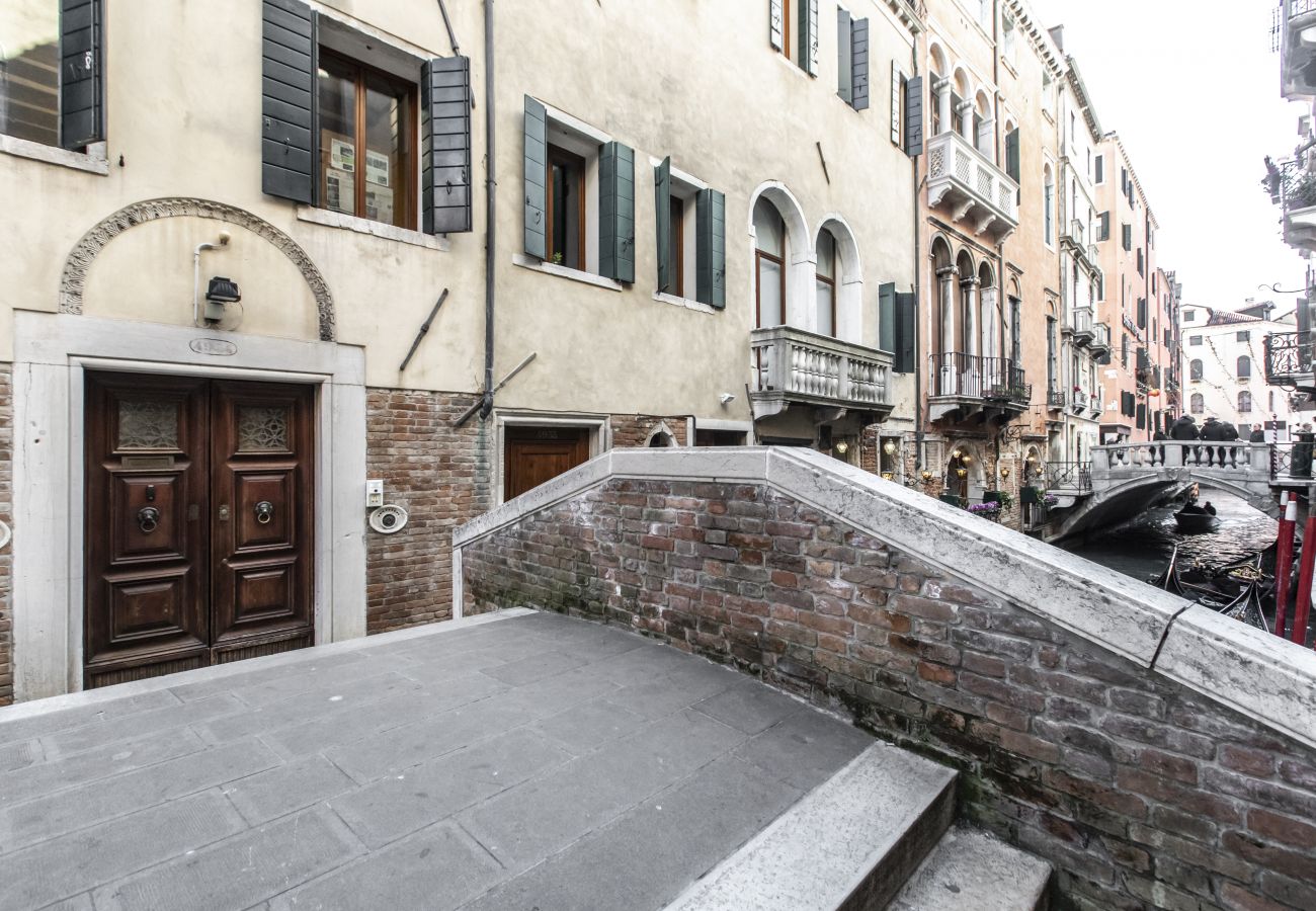 Ferienwohnung in Venedig - Ca' Delle Acque Deluxe Apartment R&R Ferienwohnung in Venedig - Ca' Delle Acque Deluxe Apartment R&R