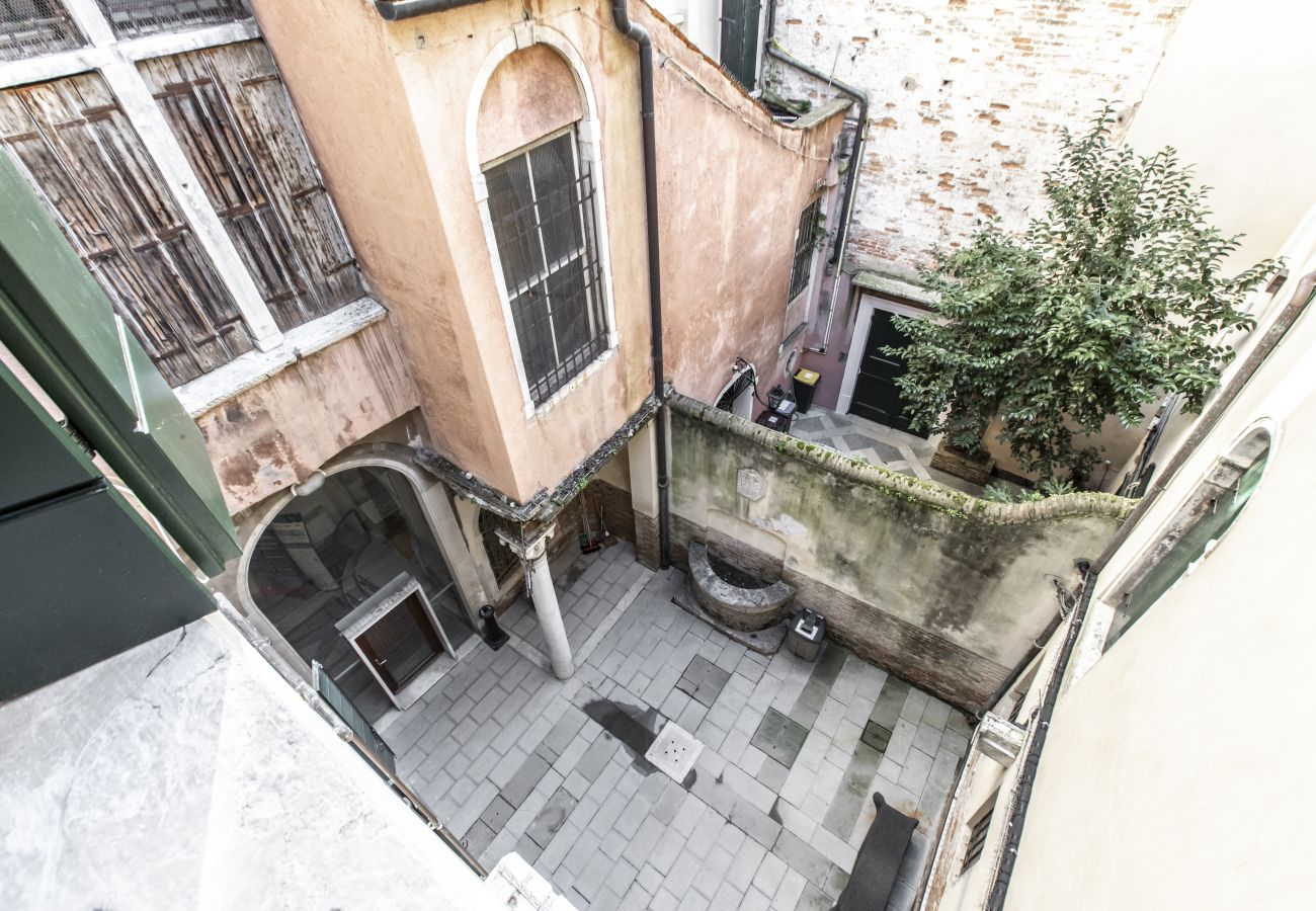 Ferienwohnung in Venedig - Ca' Delle Acque Deluxe Apartment R&R Ferienwohnung in Venedig - Ca' Delle Acque Deluxe Apartment R&R