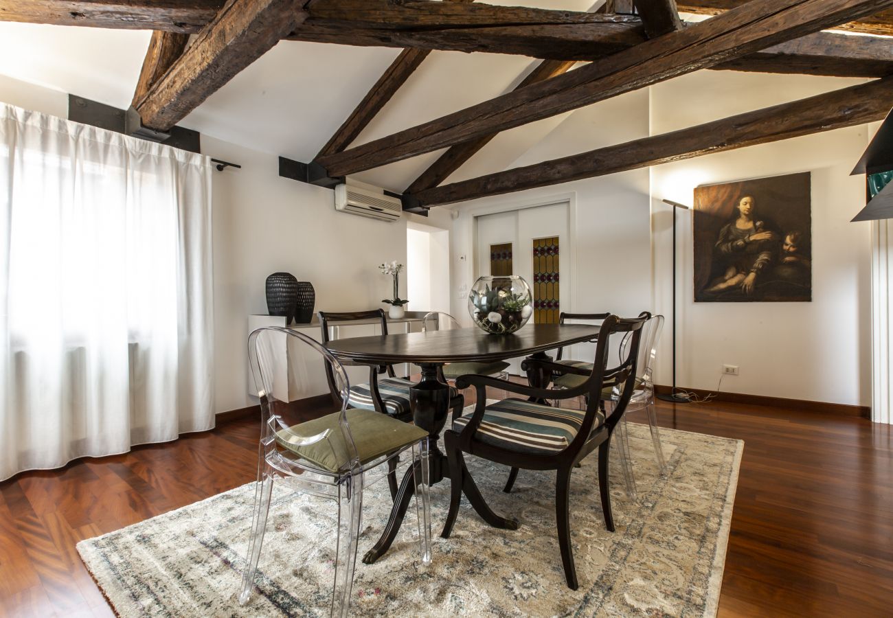 Ferienwohnung in Venedig - San Pantalon Luxury Penthouse R&R Ferienwohnung in Venedig - San Pantalon Luxury Penthouse R&R