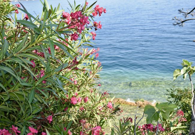 Ferienwohnung in Toscolano-Maderno - Marierose by Theater Home, direkt am See Ferienwohnung in Toscolano-Maderno - Marierose by Theater Home, direkt am See