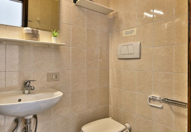 Ferienwohnung in Toscolano-Maderno - Marierose by Theater Home, direkt am See Ferienwohnung in Toscolano-Maderno - Marierose by Theater Home, direkt am See