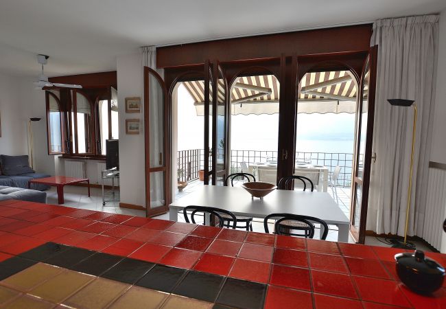 Ferienwohnung in Torri del Benaco - Apartment Frader Otto Ferienwohnung in Torri del Benaco - Apartment Frader Otto
