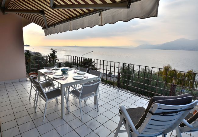 Ferienwohnung in Torri del Benaco - Apartment Frader Otto Ferienwohnung in Torri del Benaco - Apartment Frader Otto