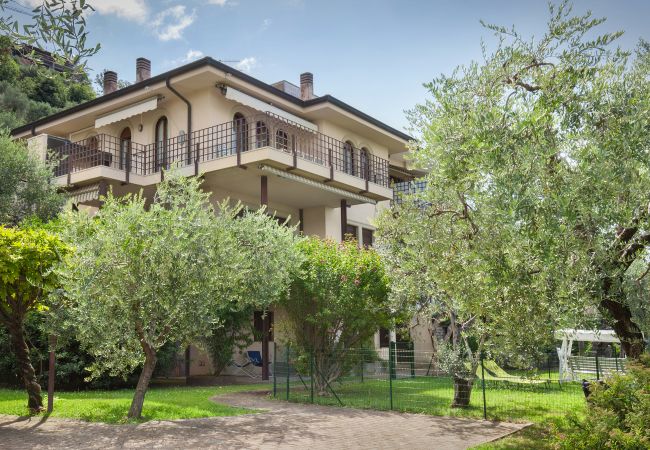 Ferienwohnung in Torri del Benaco - Apartment Frader Otto Ferienwohnung in Torri del Benaco - Apartment Frader Otto