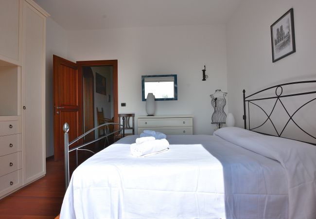 Ferienwohnung in Costermano - Orange Apartment Ferienwohnung in Costermano - Orange Apartment