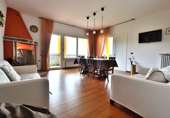 Ferienwohnung in Costermano - Orange Apartment Ferienwohnung in Costermano - Orange Apartment