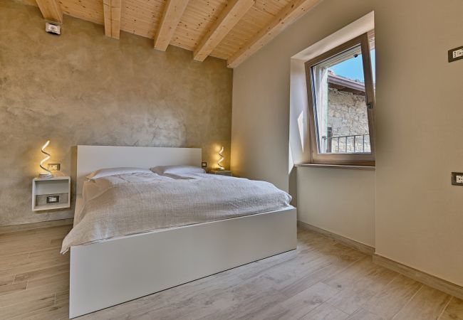 Ferienwohnung in Tignale - Sole - Theater Home, im historischen Zentrum Ferienwohnung in Tignale - Sole - Theater Home, im historischen Zentrum