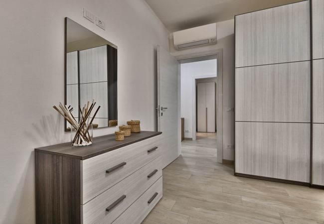 Ferienwohnung in Toscolano-Maderno - La Palma by Theater Home, in der Nähe des Zentrums und des Strandes  Ferienwohnung in Toscolano-Maderno - La Palma by Theater Home, in der Nähe des Zentrums und des Strandes