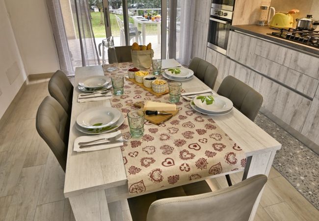Ferienwohnung in Toscolano-Maderno - La Palma by Theater Home, in der Nähe des Zentrums und des Strandes  Ferienwohnung in Toscolano-Maderno - La Palma by Theater Home, in der Nähe des Zentrums und des Strandes