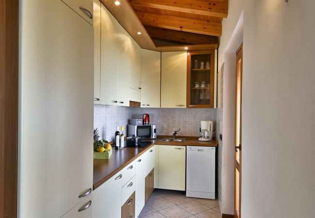 Ferienwohnung in Tignale - Appartamento Maja - Theater Home, mit wunderschönem Seeblick Ferienwohnung in Tignale - Appartamento Maja - Theater Home, mit wunderschönem Seeblick
