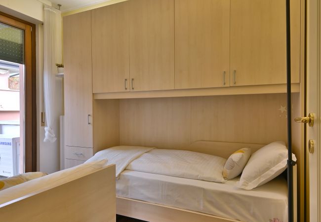 Ferienwohnung in Salò - Caroni Home, Theater Home - mit Schwimmbad und nur wenige Schritte vom Zentrum von Salò entfernt Ferienwohnung in Salò - Caroni Home, Theater Home - mit Schwimmbad und nur wenige Schritte vom Zentrum von Salò entfernt