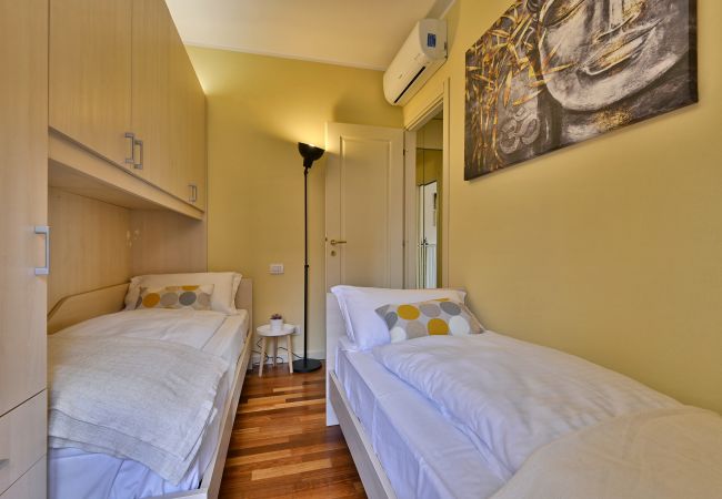 Ferienwohnung in Salò - Caroni Home, Theater Home - mit Schwimmbad und nur wenige Schritte vom Zentrum von Salò entfernt Ferienwohnung in Salò - Caroni Home, Theater Home - mit Schwimmbad und nur wenige Schritte vom Zentrum von Salò entfernt