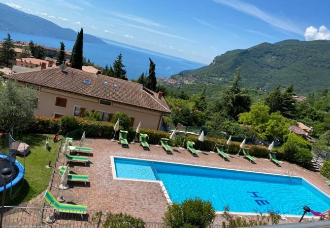 Ferienhaus in Tignale - Rustico Balòt 21 - Theater Home, mit Pool und Seeblick Ferienhaus in Tignale - Rustico Balòt 21 - Theater Home, mit Pool und Seeblick