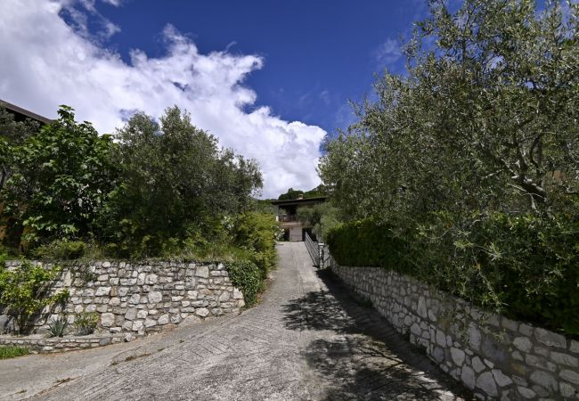 Ferienwohnung in Tignale - Appartamento Limone - Theater Home, mit wunderschönem Seeblick Ferienwohnung in Tignale - Appartamento Limone - Theater Home, mit wunderschönem Seeblick