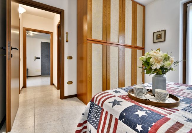 Ferienwohnung in Tignale - Casa Ledio by Theater Home - mit wunderschönem Seeblick Ferienwohnung in Tignale - Casa Ledio by Theater Home - mit wunderschönem Seeblick