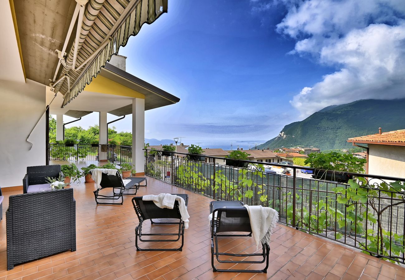 Ferienwohnung in Tignale - Casa Ledio by Theater Home - mit wunderschönem Seeblick