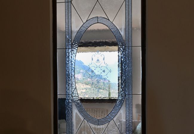 Ferienwohnung in Tignale - Belvedere Beatrice by Theater Home - mit wunderschönem Seeblick Ferienwohnung in Tignale - Belvedere Beatrice by Theater Home - mit wunderschönem Seeblick