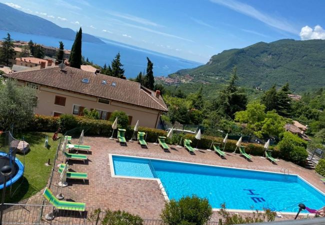 Ferienwohnung in Tignale - Appartamento Billy by Theater Home - mit seitlicher Seeblick und Garage Ferienwohnung in Tignale - Appartamento Billy by Theater Home - mit seitlicher Seeblick und Garage