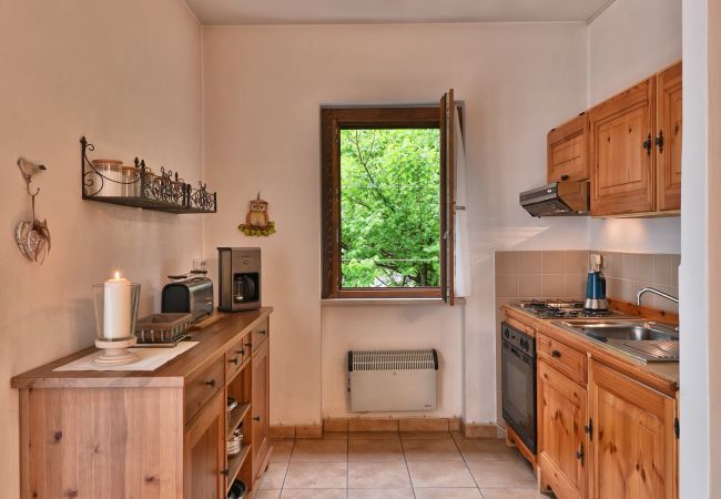 Ferienwohnung in Tignale - Appartamento Il Gufo by Theater Home - mit wunderschönem Seeblick Ferienwohnung in Tignale - Appartamento Il Gufo by Theater Home - mit wunderschönem Seeblick