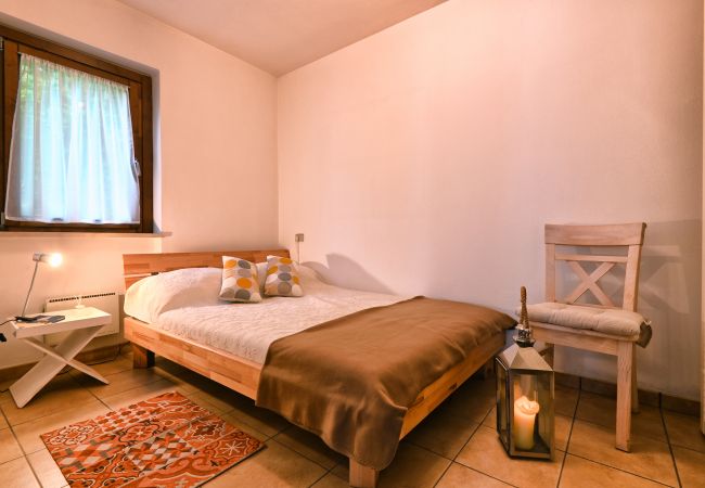 Ferienwohnung in Tignale - Appartamento Il Gufo by Theater Home - mit wunderschönem Seeblick Ferienwohnung in Tignale - Appartamento Il Gufo by Theater Home - mit wunderschönem Seeblick