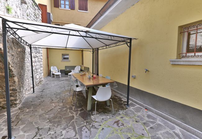 Ferienhaus in Gargnano - Al Poggio degli Ulivi by Theater Home - mit wunderschönem Seeblick Ferienhaus in Gargnano - Al Poggio degli Ulivi by Theater Home - mit wunderschönem Seeblick