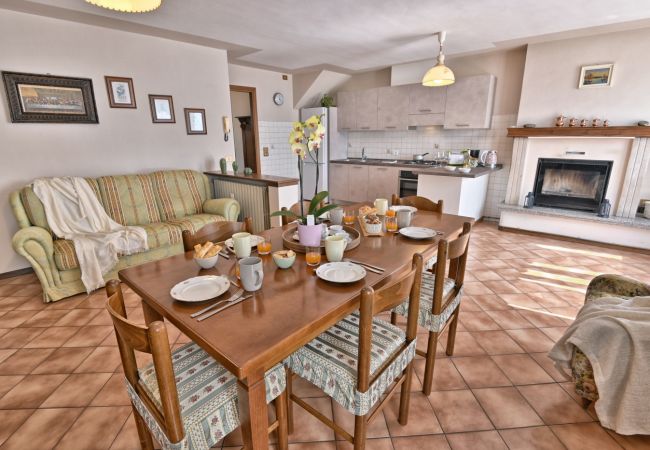 Ferienhaus in Gargnano - Casa Tullio by Theater Home - perfekt für eine große Familie Ferienhaus in Gargnano - Casa Tullio by Theater Home - perfekt für eine große Familie
