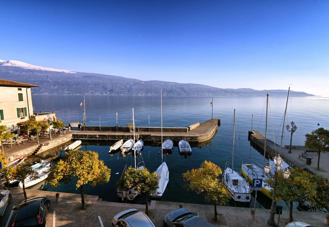 Ferienwohnung in Gargnano - Appartamento Il Teatro by Theater Home - mit wunderschönem Seeblick