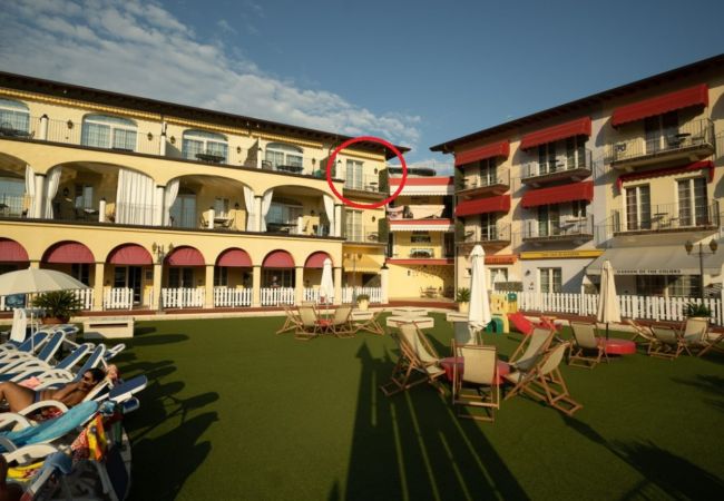 Ferienwohnung in Toscolano-Maderno - Giardino dei colori - App. 305 by Theater Home, mit Balkon und Pool