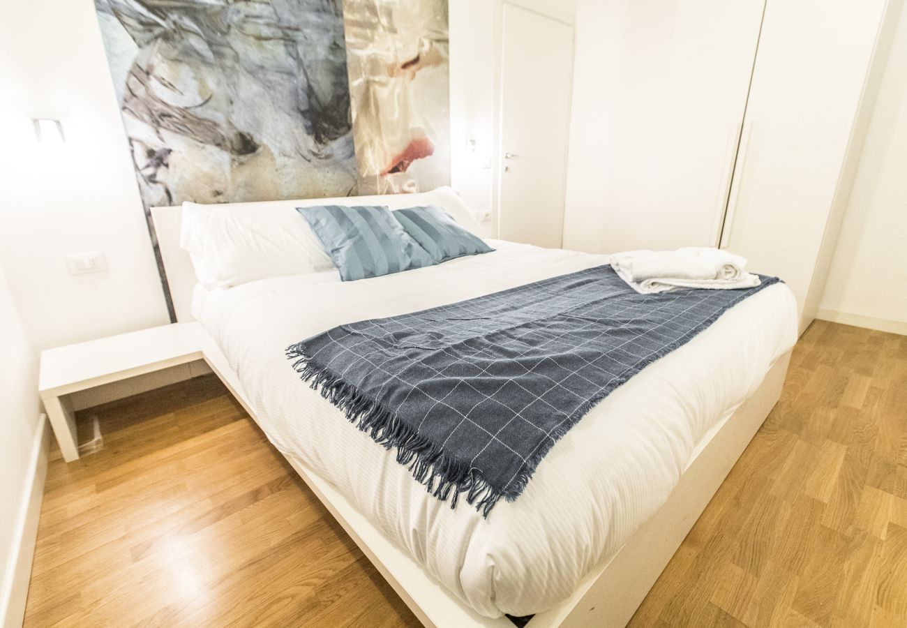 Comfortable bedroom Comfortable bedroom