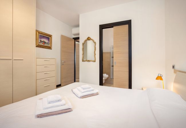 Apartment in Torri del Benaco - Casa al Lago - sleeps 4 shared pool in Torri del Benaco Apartment in Torri del Benaco - Casa al Lago - sleeps 4 shared pool in Torri del Benaco