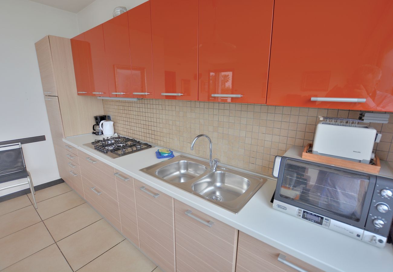 Apartment in Torri del Benaco - Casa al Lago - sleeps 4 shared pool in Torri del Benaco Apartment in Torri del Benaco - Casa al Lago - sleeps 4 shared pool in Torri del Benaco