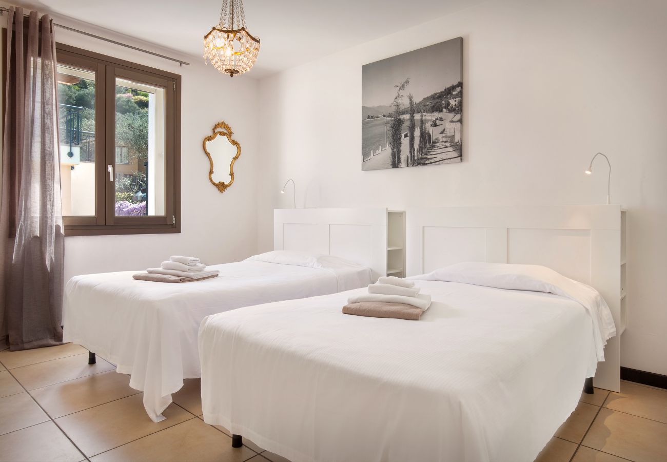 Apartment in Torri del Benaco - Casa al Lago - sleeps 4 shared pool in Torri del Benaco Apartment in Torri del Benaco - Casa al Lago - sleeps 4 shared pool in Torri del Benaco