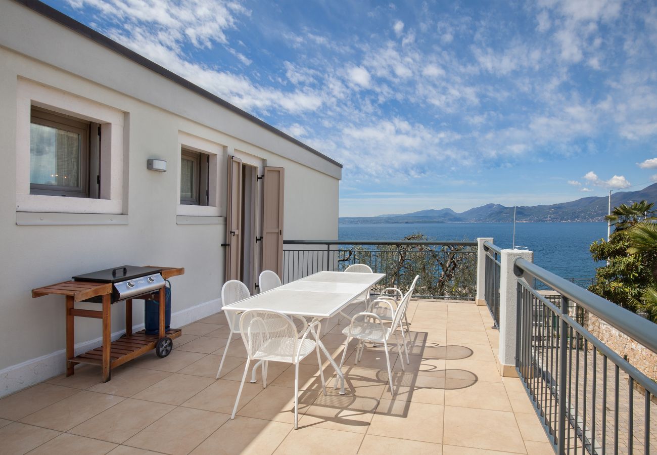 Apartment in Torri del Benaco - Casa al Lago - sleeps 4 shared pool in Torri del Benaco Apartment in Torri del Benaco - Casa al Lago - sleeps 4 shared pool in Torri del Benaco