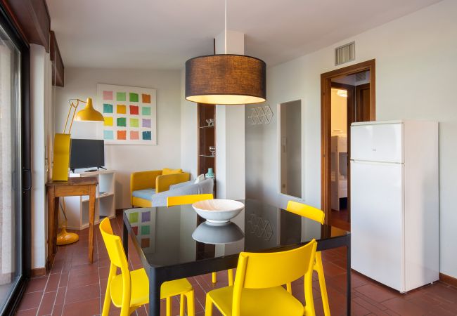 Apartment in Torri del Benaco - Watercolor Loft - 2 bedrooms apartment with 2 terraces overlooking the lake in Pai di Torri del Benaco Apartment in Torri del Benaco - Watercolor Loft - 2 bedrooms apartment with 2 terraces overlooking the lake in Pai di Torri del Benaco