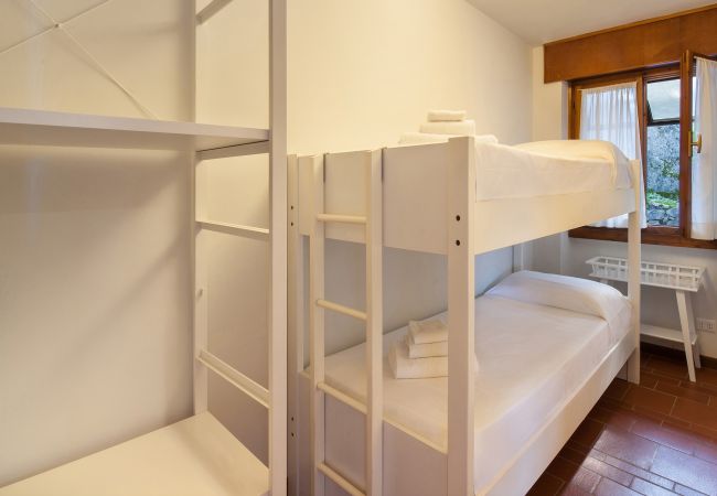 Apartment in Torri del Benaco - Watercolor Loft - 2 bedrooms apartment with 2 terraces overlooking the lake in Pai di Torri del Benaco Apartment in Torri del Benaco - Watercolor Loft - 2 bedrooms apartment with 2 terraces overlooking the lake in Pai di Torri del Benaco