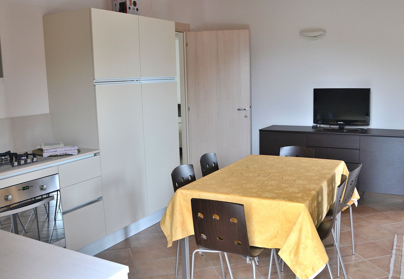 Apartment in Torri del Benaco - Residence alle Torri - 4 sleeps apartment in residence with pool  in  Albisano di Torri del Benaco Apartment in Torri del Benaco - Residence alle Torri - 4 sleeps apartment in residence with pool  in  Albisano di Torri del Benaco