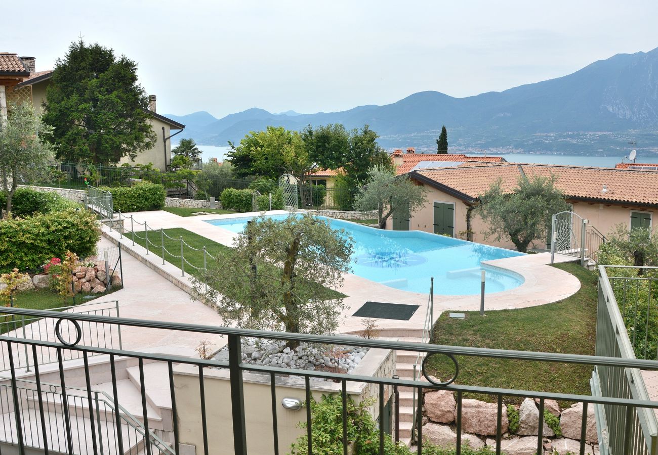 Apartment in Torri del Benaco - Residence alle Torri - 4 sleeps apartment in residence with pool  in  Albisano di Torri del Benaco Apartment in Torri del Benaco - Residence alle Torri - 4 sleeps apartment in residence with pool  in  Albisano di Torri del Benaco