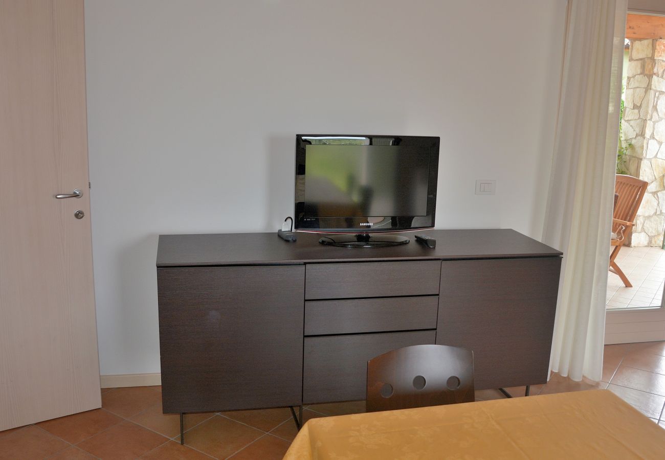 Apartment in Torri del Benaco - Residence alle Torri - 4 sleeps apartment in residence with pool  in  Albisano di Torri del Benaco Apartment in Torri del Benaco - Residence alle Torri - 4 sleeps apartment in residence with pool  in  Albisano di Torri del Benaco