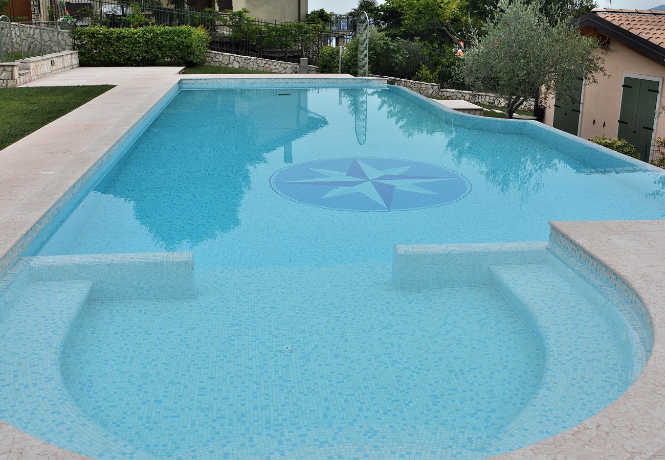 Apartment in Torri del Benaco - Residence alle Torri - 4 sleeps apartment in residence with pool  in  Albisano di Torri del Benaco Apartment in Torri del Benaco - Residence alle Torri - 4 sleeps apartment in residence with pool  in  Albisano di Torri del Benaco