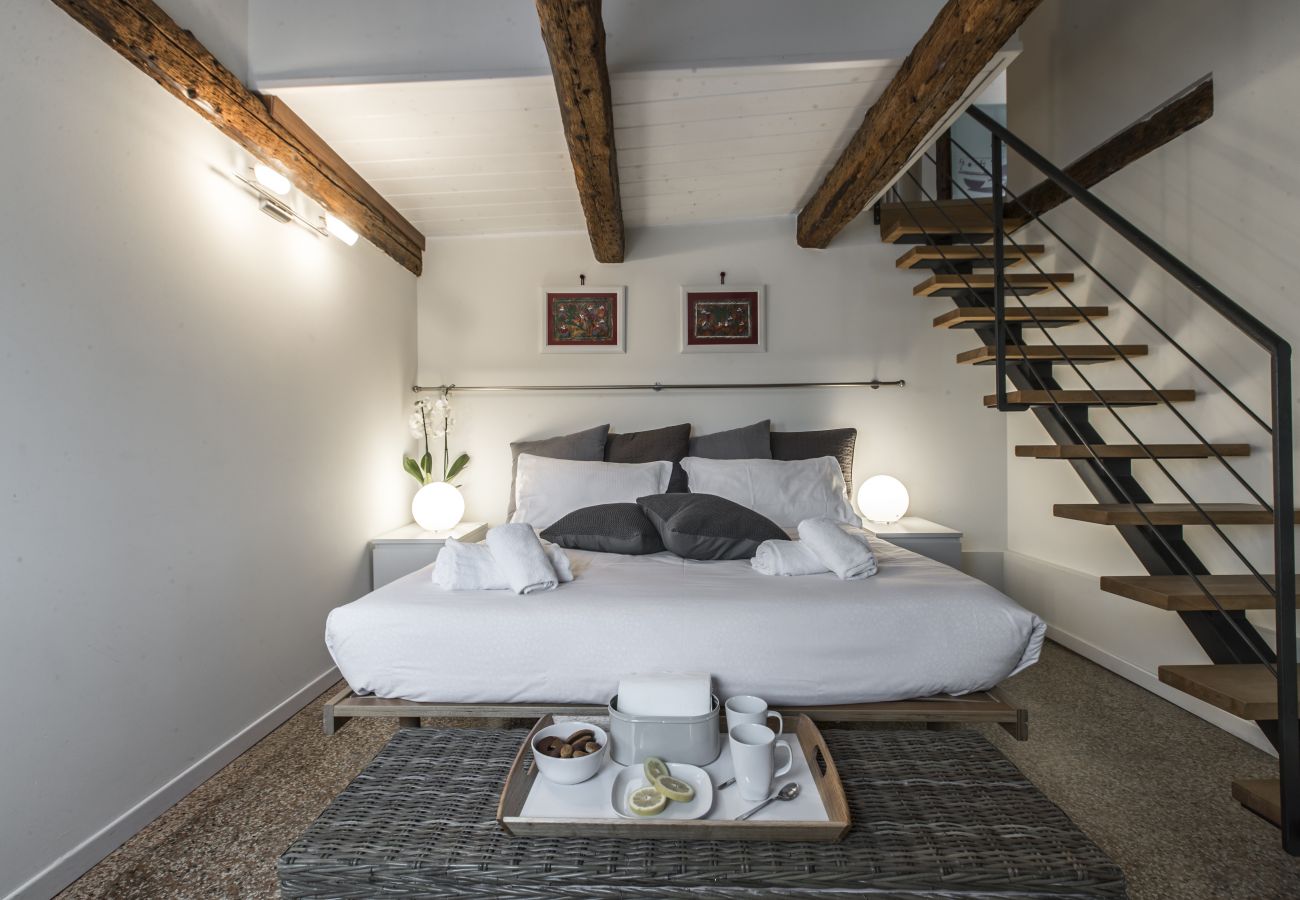 Spacious bedroom for two people Spacious bedroom for two people