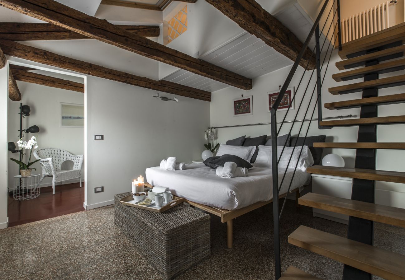 Spacious bedroom for two people Spacious bedroom for two people