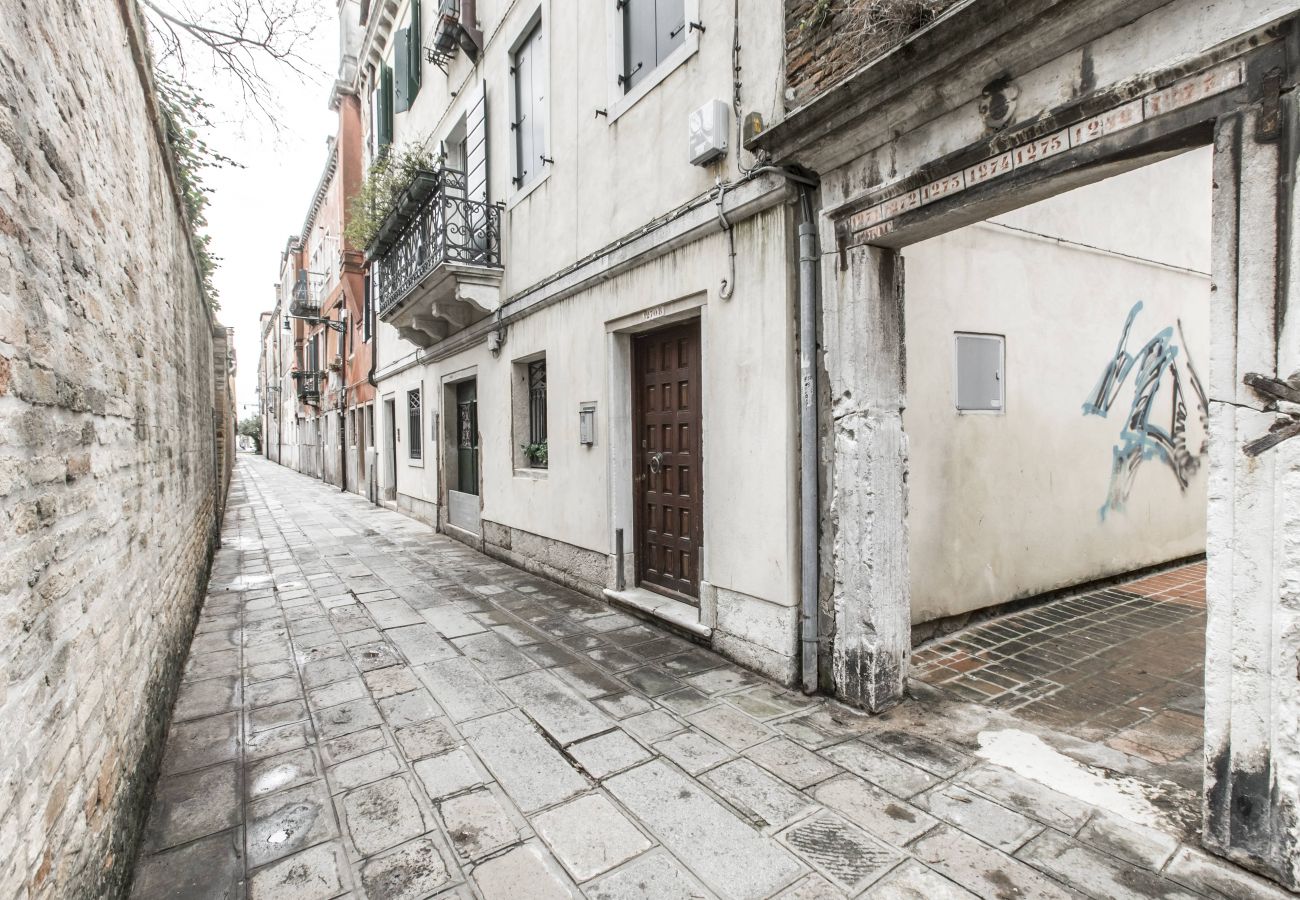 Apartment in Venice - Design District Apartment R&R Apartment in Venice - Design District Apartment R&R