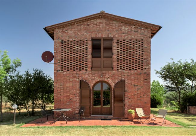 Apartment in Asciano - Podere Nuovo Mandorli Apartment in Asciano - Podere Nuovo Mandorli