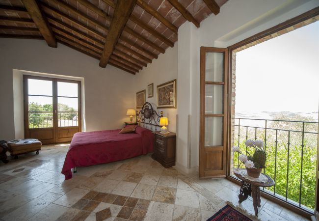 Apartment in Asciano - Podere Nuovo Mandorli Apartment in Asciano - Podere Nuovo Mandorli