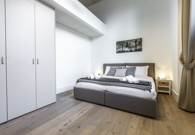 Apartment in Venice -  Elegant Fornasa Vecia Canal View R&R Apartment in Venice -  Elegant Fornasa Vecia Canal View R&R